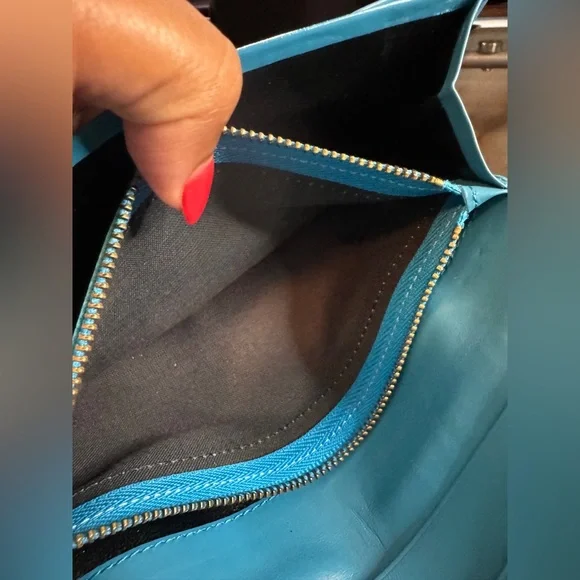 YVES SAINT LAURENT "YSL" Long Wallet - Picture 9 of 11